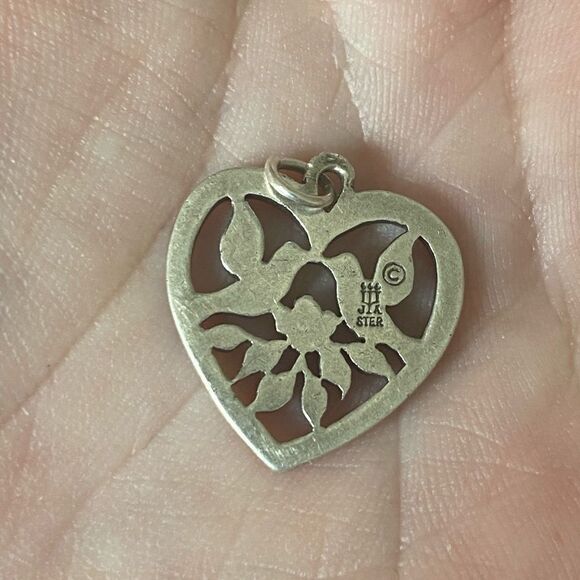 James Avery Retired Love Birds Heart Charm - Picture 2 of 3